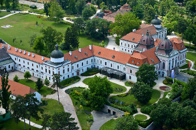 【日本語ガイド】【半日】プライベートツアー♪王妃・エリザベートが愛した『グゥドゥルー宮殿』