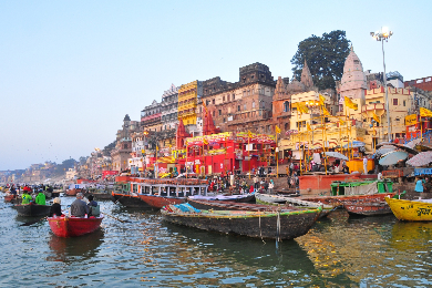 【日本語ガイド・往復鉄道】デリー発デリー＆バラナシ＆＜世界遺産＞カジュラホ＆アグラ＆＜世界遺産＞ジャイプール　5泊6日観光