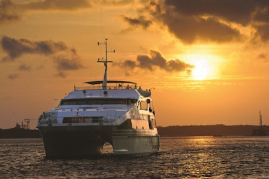 【デイナープラン】 サンセットディナークルーズ　