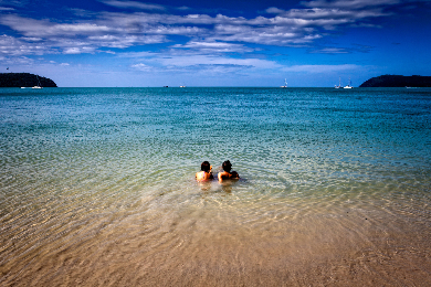 【日本語ガイド】【半日】ランカウイ島からアジア屈指の美しい無人島をアイランドホッピング （BBQランチ付き）