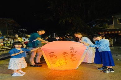 【日本語ドライバー付き貸切プラン】九份（九分）のノスタルジック散策と十分ランタンの感動を満喫！